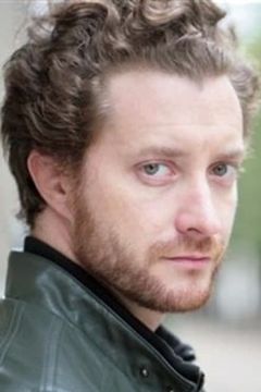 Séverin Bavarel interpreta Agent Immobilier