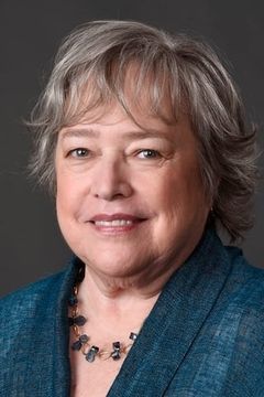 Kathy Bates interpreta Aunt Mitsy (uncredited)