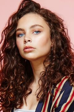 Coco Jack Gillies interpreta Olivia Marsh