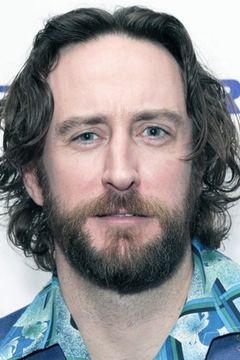 Phil Burke interpreta Hockey Player