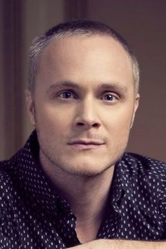 David Anders interpreta Josef Bazhaev
