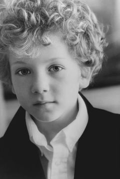 Steven Hinkle interpreta Young John Quincy Adams