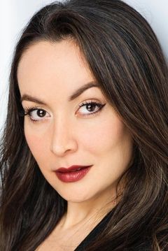 Carolina Campos interpreta Attractive Lady