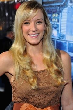 Kristen Quintrall interpreta Lindsey