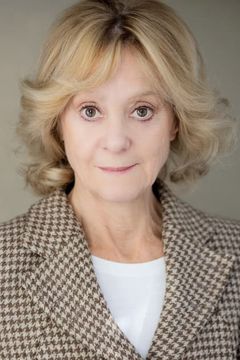 Rosalind Ayres interpreta Lady Duff Gordon
