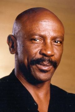 Louis Gossett Jr. interpreta Sergeant Emil Foley