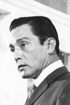 Leopoldo Salcedo interpreta Inspector