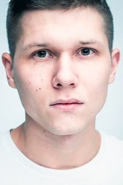 Sergey Dvoynikov interpreta Ivan