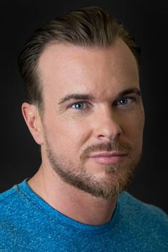 Ry Barrett interpreta Johnny