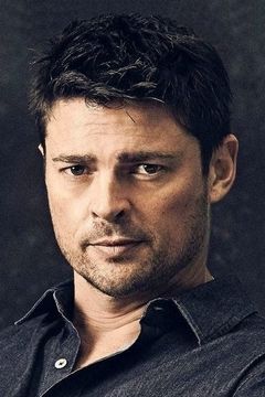 Karl Urban interpreta Leonard'Bones' McCoy