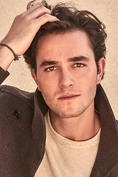 Cameron Gellman interpreta Rick Tyler / Hourman