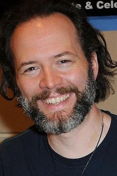 Christopher Daniel Barnes interpreta Prince Eric (voice)