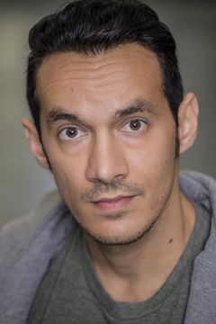 Ned Yousef interpreta Dubai Money Launderer