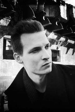 Timo Wagner interpreta Krainer