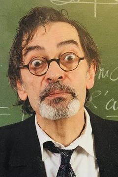 Jacques Viala interpreta Client Humiliating Friend