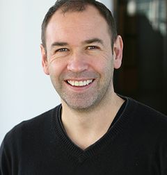 Paul Kavanagh interpreta Boyar Man