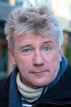 Jörg Schüttauf interpreta Paul Gebhardt