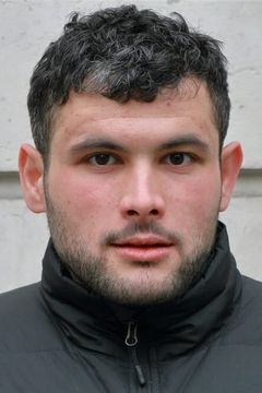 Mohamed Seddiki interpreta Elevator Technician