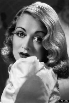 Constance Bennett interpreta Estelle Anderson