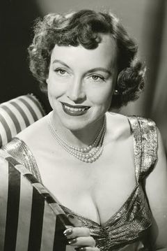 Virginia Gregg interpreta Mrs. Santa Claus (voice)