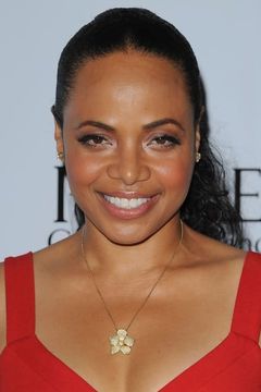 Gina Ravera interpreta Irene Daniels