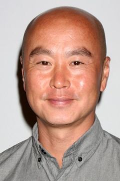 C.S. Lee interpreta Vince Masuka