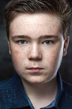 Sean Connor Renwick interpreta Sergio