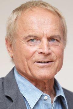 Terence Hill interpreta Don Matteo