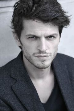 Hadrien Bal interpreta Thadée