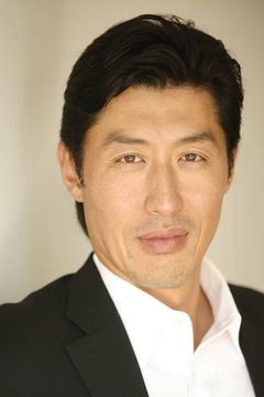 Sonny Saito interpreta Medic Endo