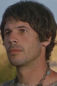 Giuseppe Gentile interpreta Jason