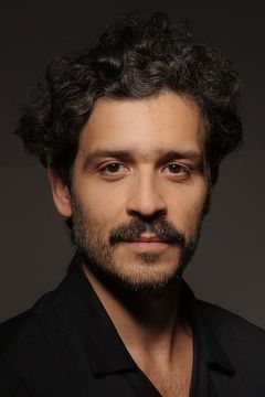 Philipp Lavra interpreta Fotógrafo Manchete