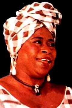Aminata Fall interpreta Aunt Oumy