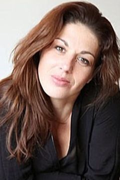 Samanta Borzi interpreta La femme vigile