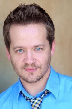Jason Earles interpreta Rudy Gillespie