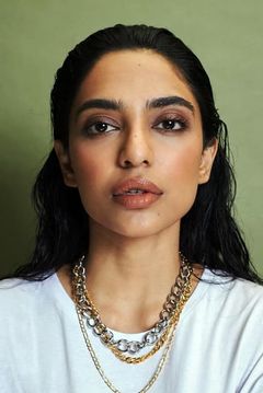 Sobhita Dhulipala interpreta Sita