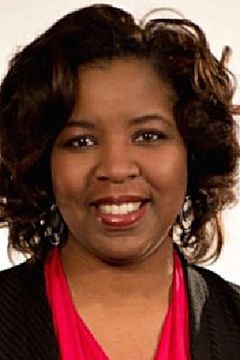 Claudine Ewing interpreta News Reporter #6