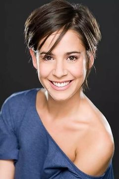 Carlota Olcina interpreta Petra Fuentes