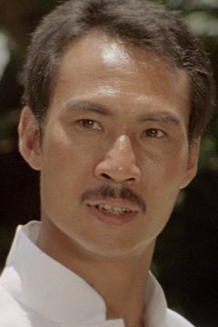 Hsu Hsia interpreta Assassin