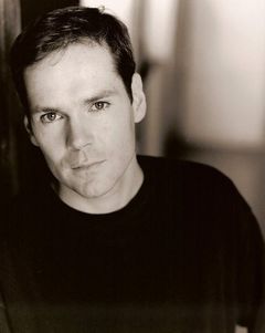 Jonathan Crombie interpreta Christophe