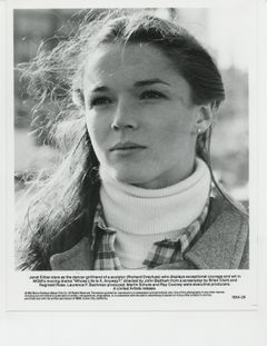 Janet Eilber interpreta Concerned Mother