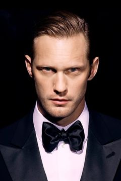 Alexander Skarsgård interpreta Perry Wright