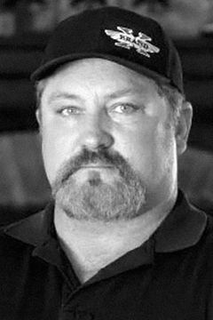 Tad Griffith interpreta Truck Driver