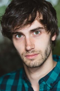 Lewis Rainer interpreta Will Bidwell