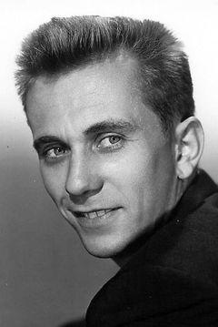 Robert Ivers interpreta Webb Carter (Brassfield's Nephew) (as Bob Ivers)