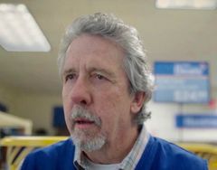 Don Sparks interpreta Mailman