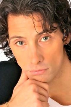 Manuel De Peppe interpreta Gabriele
