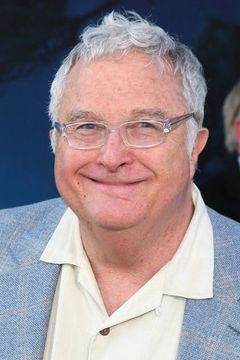 Randy Newman interpreta Raccacoonie (voice) (uncredited)