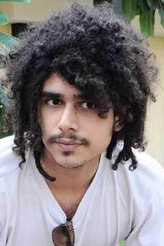 Imaad Shah interpreta Sameer
