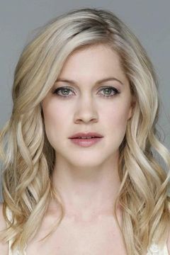Gillian Alexy interpreta Tayler Geddes
